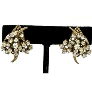 Miriam Haskell Vintage Rhinestone Flower Design Clip On Earrings Signed
